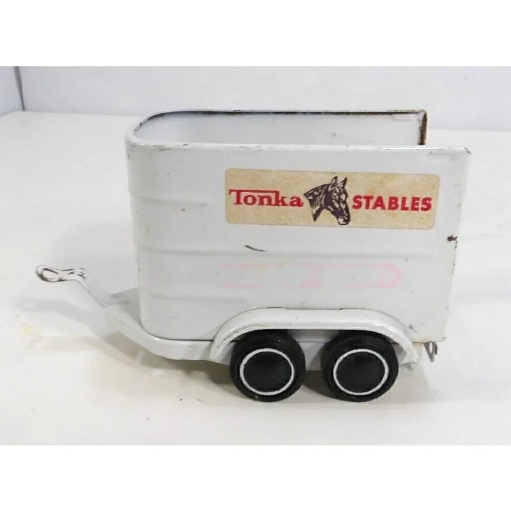 Tonka stables toy